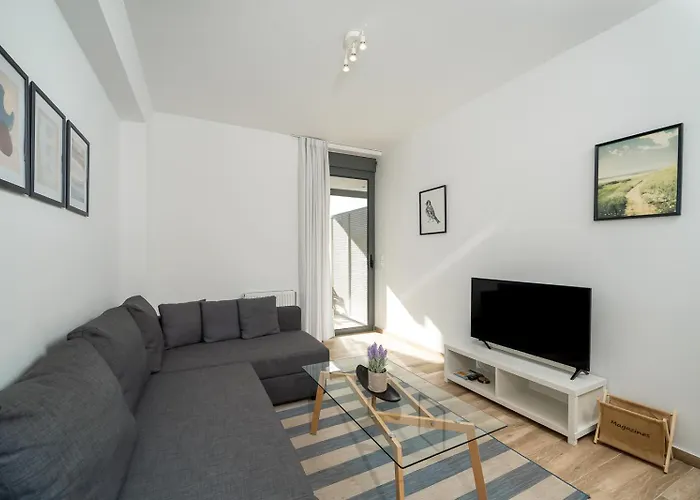 Riviera 1Br - 8 Min Niarchos Snfcc By Twentytwo